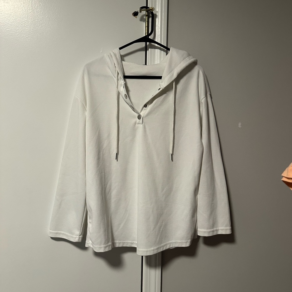 White Hooded Pullover